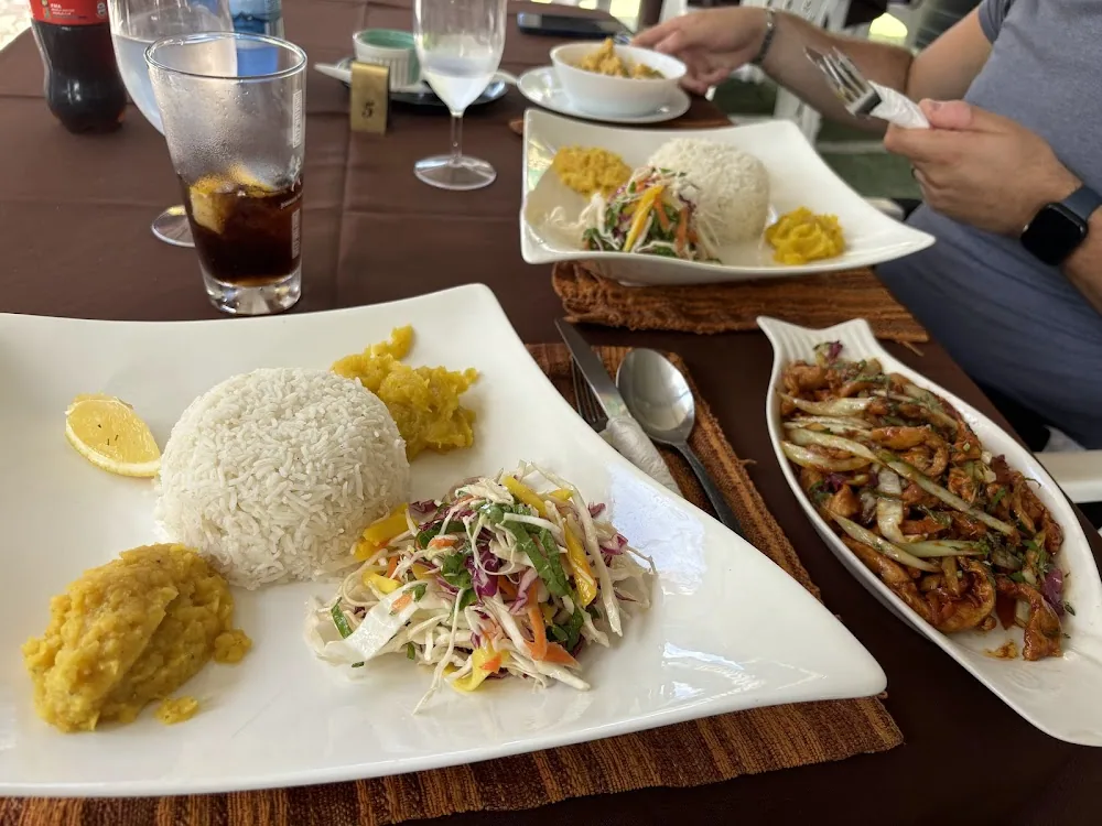 Avalunch Restaurant i La Passe