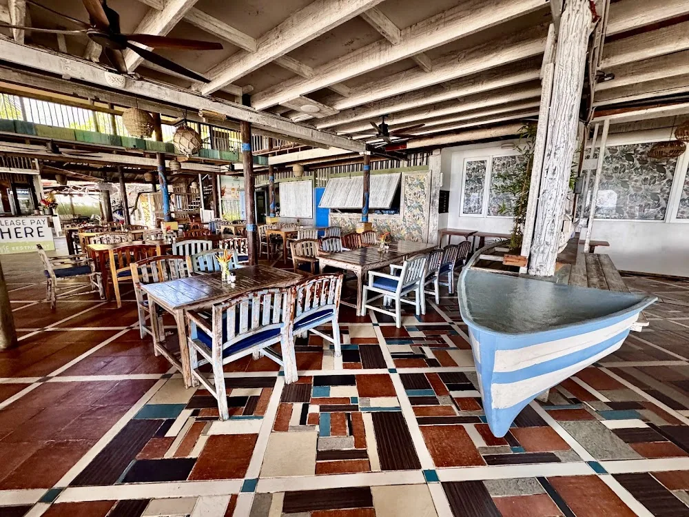 Boat House Café i Beau Vallon