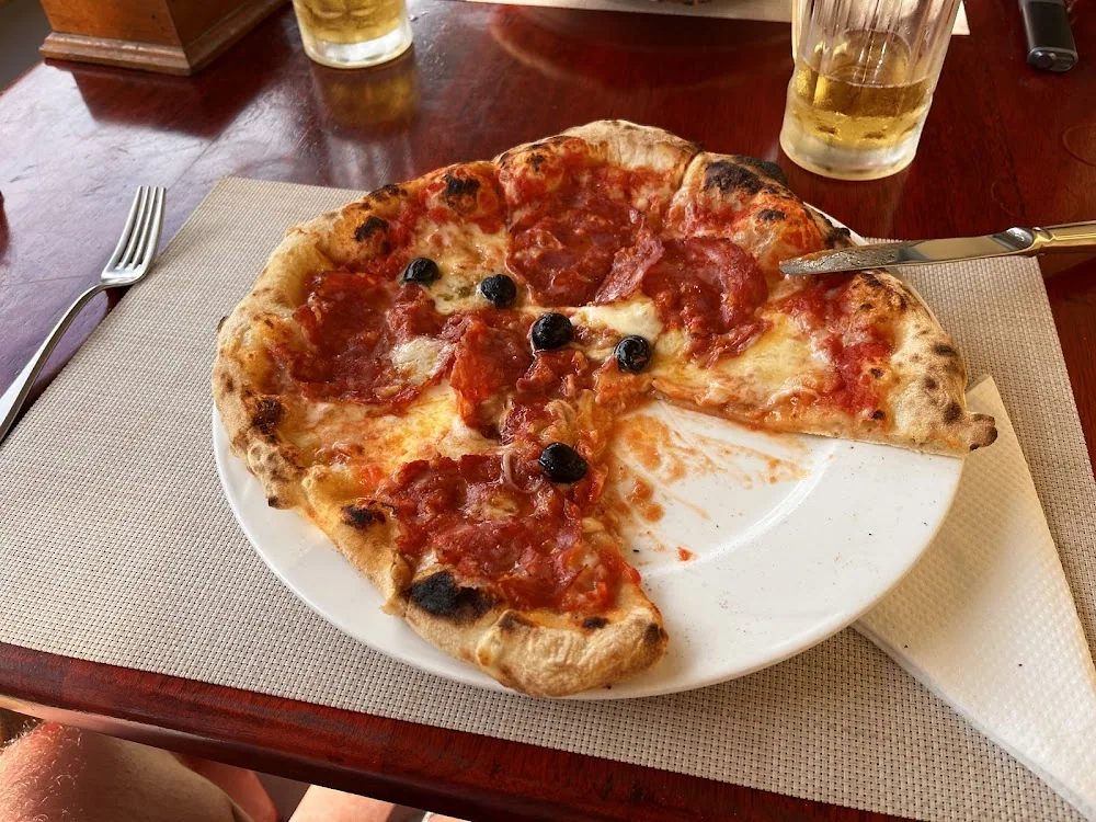 Gregoire Pizzeria i Anse Reunion