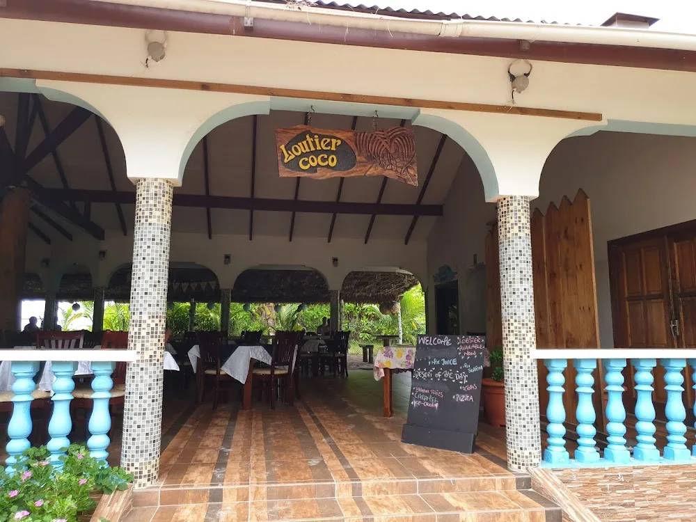 Loutier Coco i La Digue